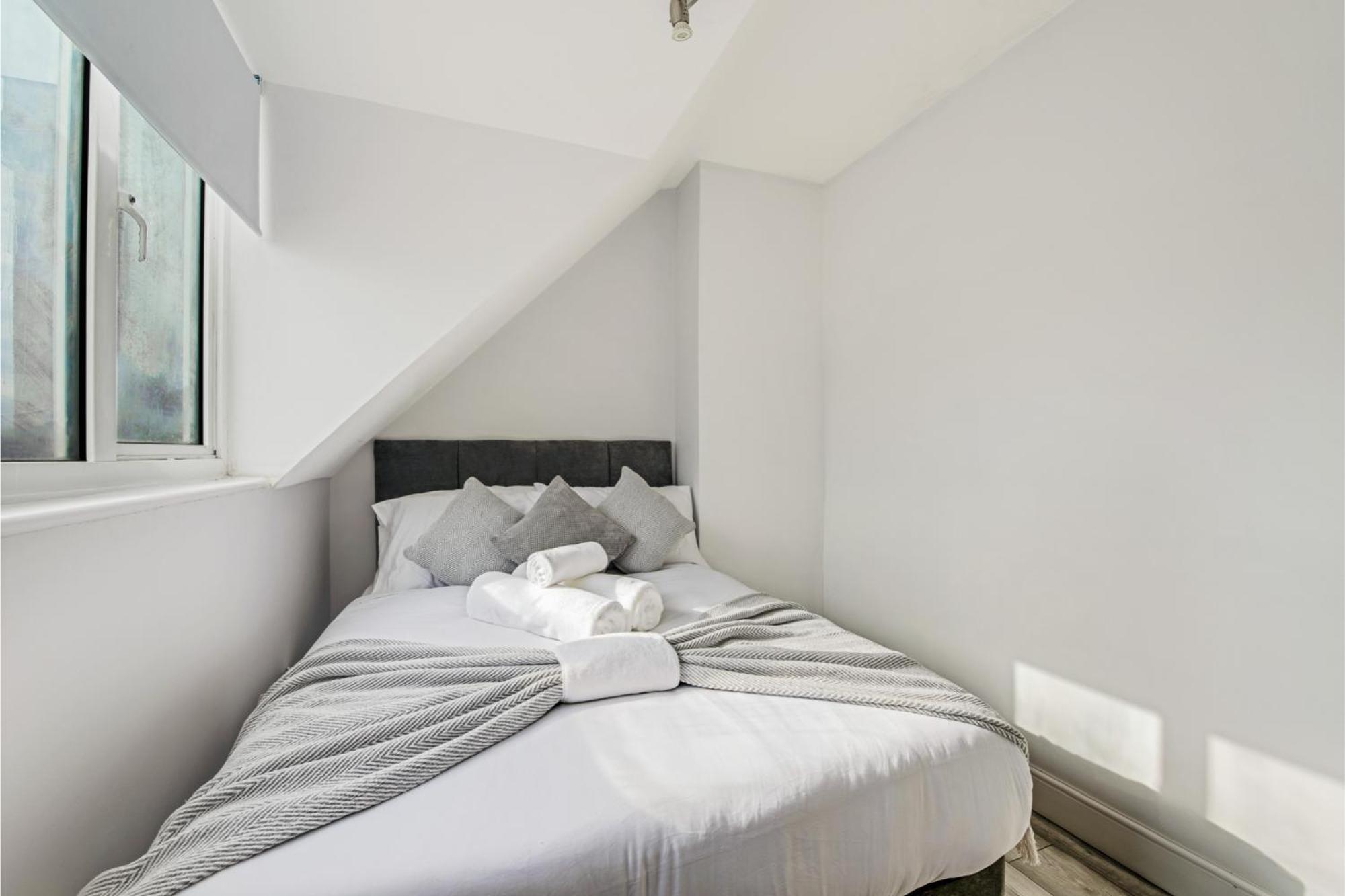 Sweet And Lovely 2Br With Free Parking London Eksteriør billede